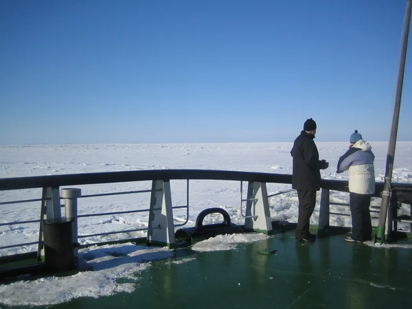 Buzkıran güvertede