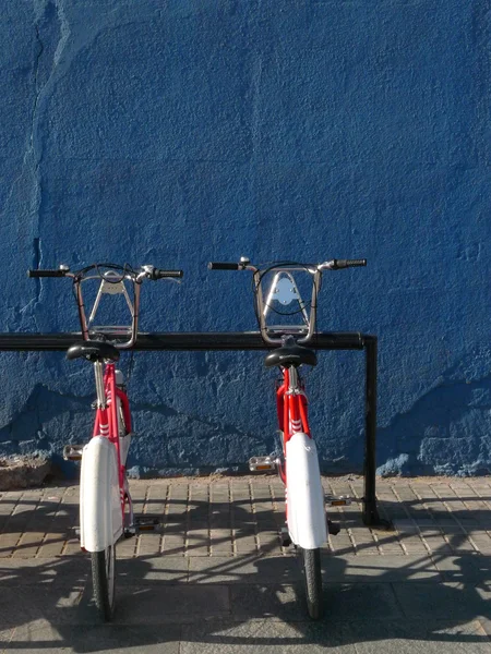 Cykel rack i barcelona — Stockfoto