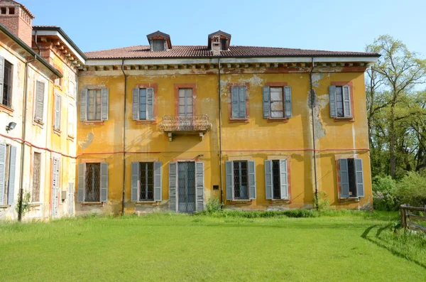 Arrière-cour à la villa mirabello — Photo