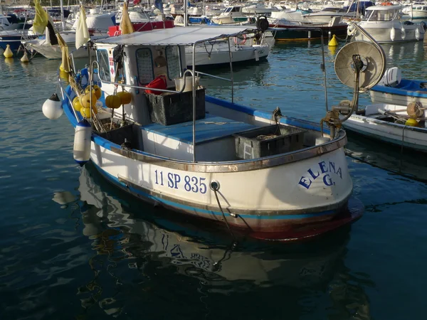 レーリチで漁船 — ストック写真