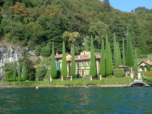 Villa e giardino dei cipressi — Foto Stock