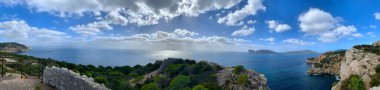 Punta Giglio, Alghero, Sardinya, İtalya kıyı manzarası