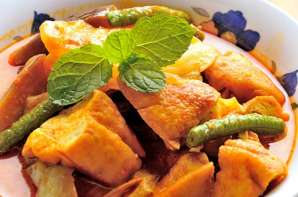 Vegetarian curry in a bowl close up — Stock Photo, Image