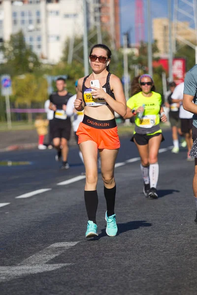 Skopje 2022年10月2日 8500人以上のランナーがマケドニア スコピエで開催されるスコピエマラソンに参加 — ストック写真