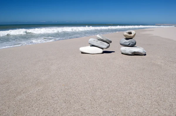 Stenarna på stranden — Stockfoto