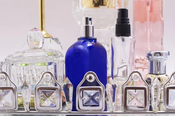 Frascos de perfume — Foto de Stock