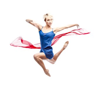 modern tarzda dans eden kız