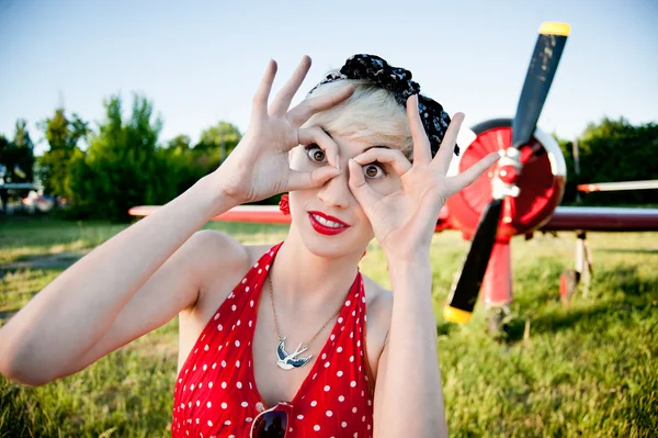 Cheerful retro girl — Stock Photo, Image