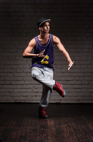 Male hip-hop dancer — Stock Photo, Image