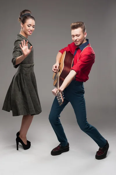 Young dancing retro couple — Stock Photo, Image