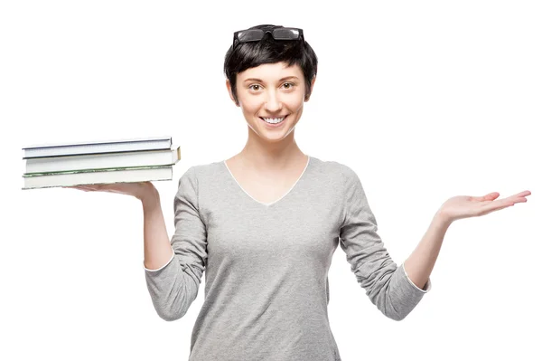 Alegre mujer casual sosteniendo libros — Foto de Stock