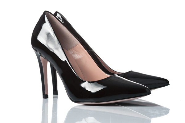 женские туфли на высоком каблуке
