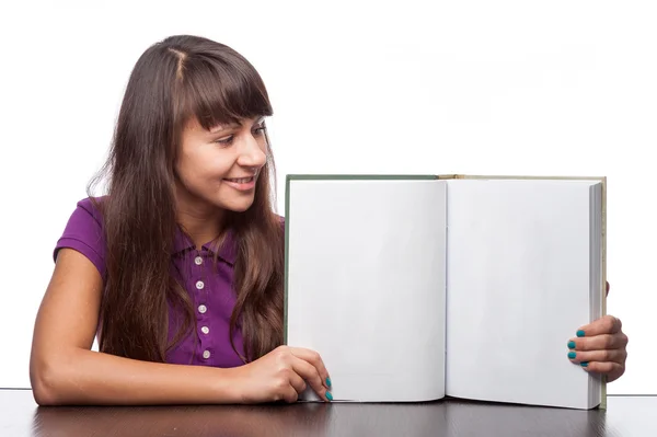 Meisje bedrijf open boek — Stockfoto