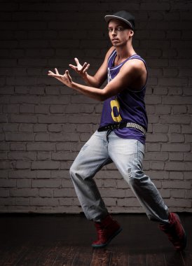 male hip-hop dancer clipart