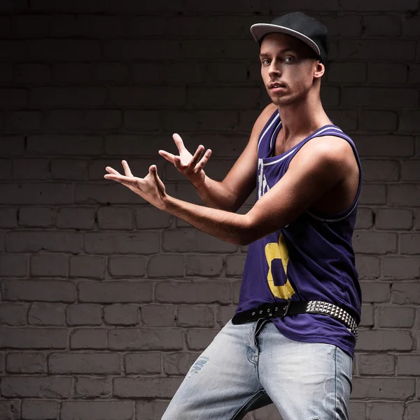 Manliga hip-hop dansare — Stockfoto