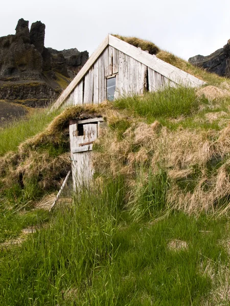 Casa de relva islandesa tradicional — Fotografia de Stock