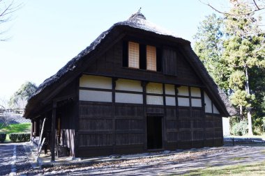 Japonya 'da Edo döneminde 1804 yılında inşa edilen sazdan çatılı zengin bir çiftçinin evi..