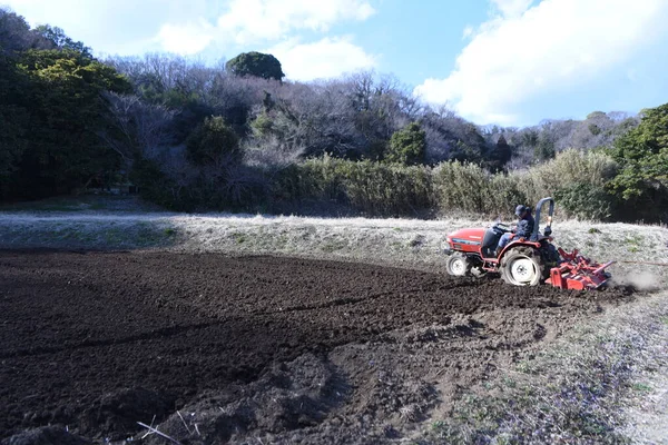 Scène Agricole Champ Est Cultivé Avec Tracteur — Photo