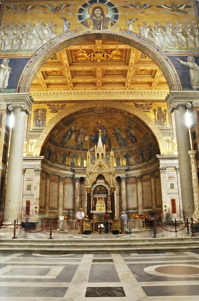 Em Basílica, Roma, Itália — Fotografia de Stock