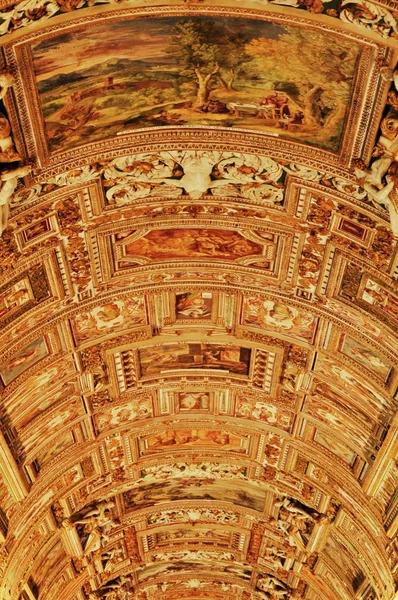 Vaticaanse musea - galerij van de geografische kaarten — Stockfoto