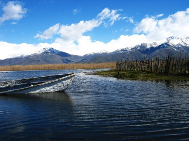 küçük prespa Gölü - limni mikra prespa Kuzey Yunanistan Makedonya