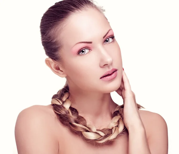 Close-up portrait of a beautiful woman in fashion makeup — Stock Photo, Image