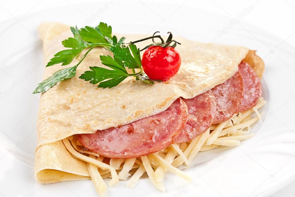 Pancakes with ham, cheese and vegetables