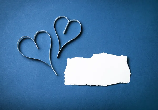 İki Sevgililer kağıt Kalpler