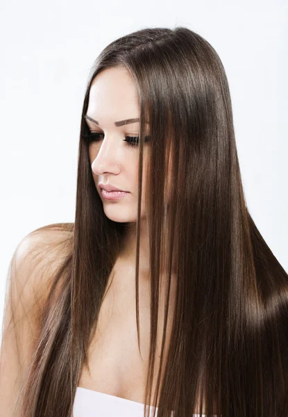 Bella donna con capelli lunghi sani — Foto Stock