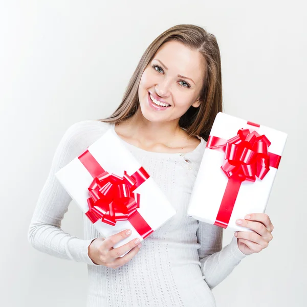 Mujer con cajas de regalo — Foto de Stock