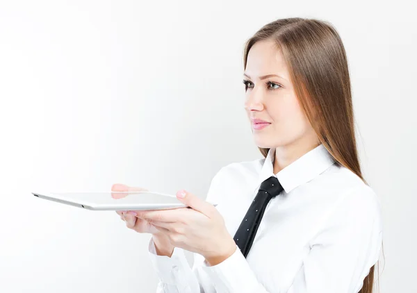 タブレットコンピュータを使用するビジネス女性 — ストック写真