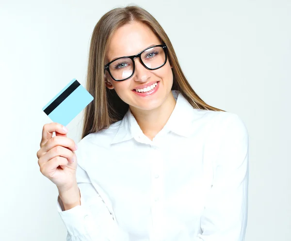 Mujer de negocios con tarjeta de crédito — Foto de Stock