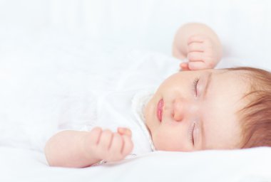 güzel bebek kız, uyuyan iki aylık