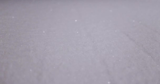 Neve Fresca Está Brilhando Espumante Com Seus Flocos Neve Deitado — Vídeo de Stock