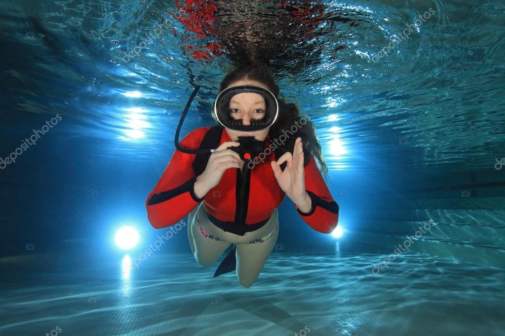 Scuba Woman Diving In The Pool Stock Photo By C Aquanaut Scuba Woman Diving In The Pool Stock Photo By C Aquanaut