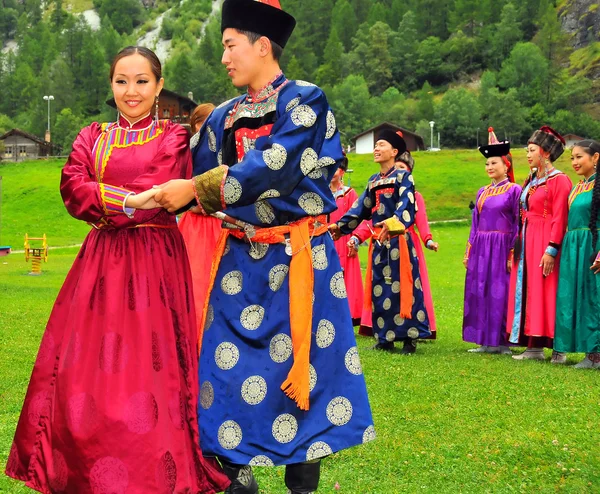 Buryat dansegruppe – stockfoto