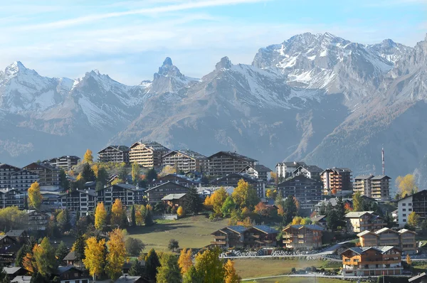 Nendaz im Herbst — Stockfoto