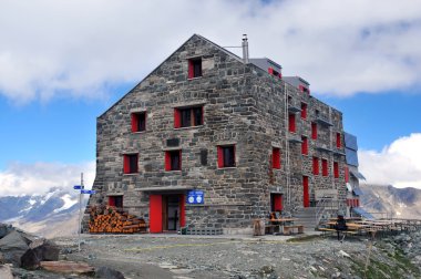 Britannia Hut