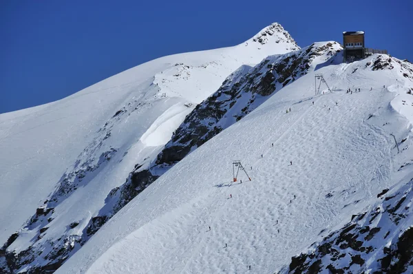 Bermain ski di Zermatt — Stok Foto