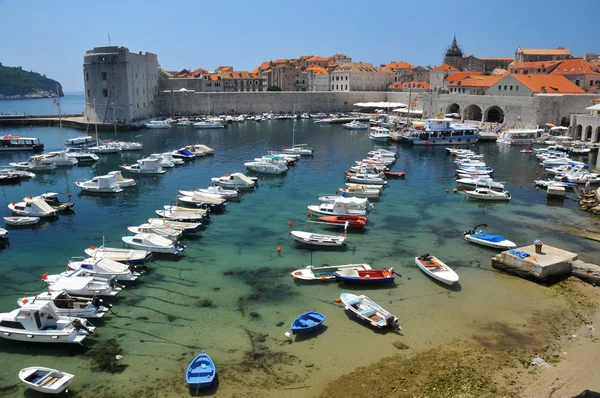 Порт в Дубровнике — стоковое фото