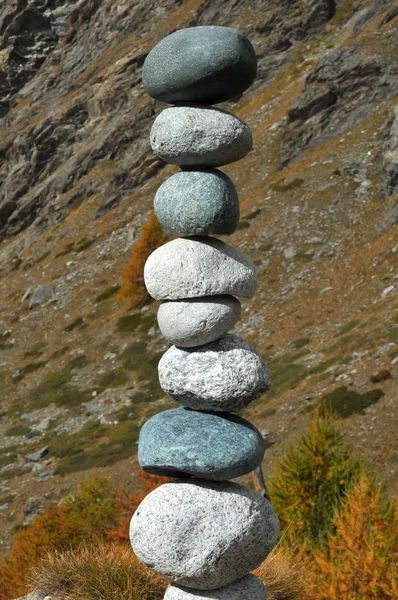 Stapel av stenar — Stockfoto