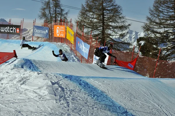 Snowboardcross-Weltcup 2010: Pierre Voltigierer — Stockfoto