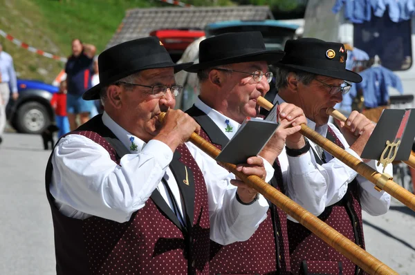 Alpine hoorns — Stockfoto