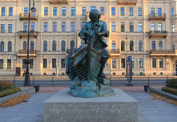 Monumento a Pedro I en el banquillo del Almirantazgo "Carpintero Rey". San Petersburgo, Rusia — Foto de Stock