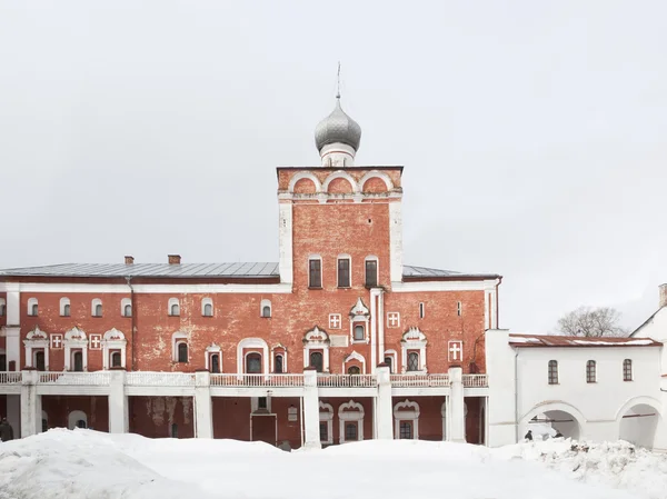 Simonovskiy caso con la Iglesia de la Natividad, Vologda, Rusia —  Fotos de Stock