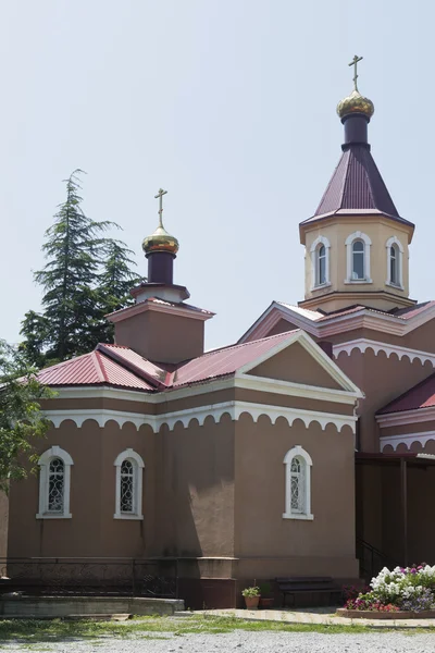 Iglesia ortodoxa rusa de San Alexis Tuapse —  Fotos de Stock