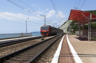 yaklaşan tren tuapse - adler