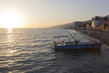 lazarevsky, sochi sahilde günbatımı