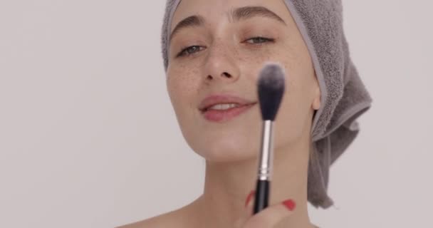 Portrait Satisfied Good Looking Woman Towel Head Holding Brush Applying — Αρχείο Βίντεο
