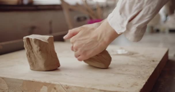 Closeup Young Woman Work Ceramics Studio Handicraft Production Handmade Pottery — Vídeo de Stock